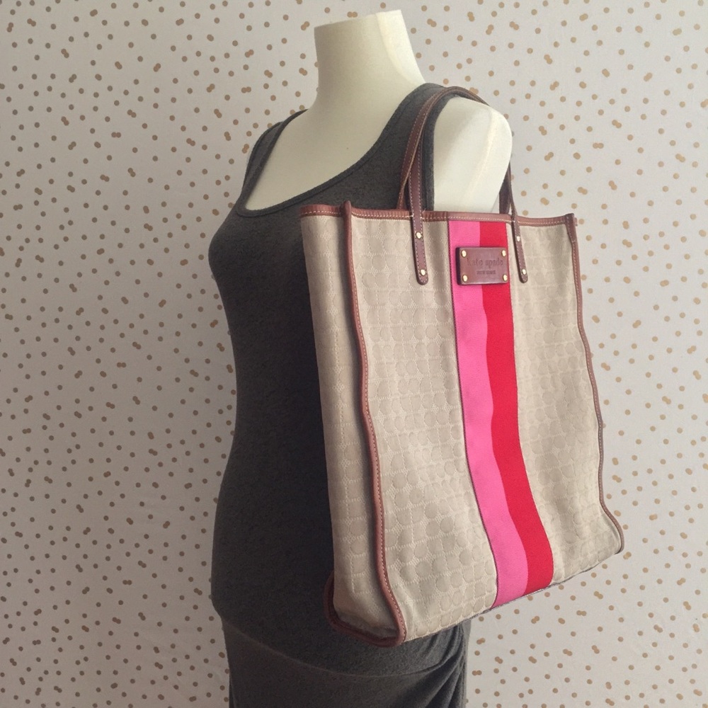 KATE SPADE DAISY SHOPPER CLASSIC NOEL STUCCO SHOUL
